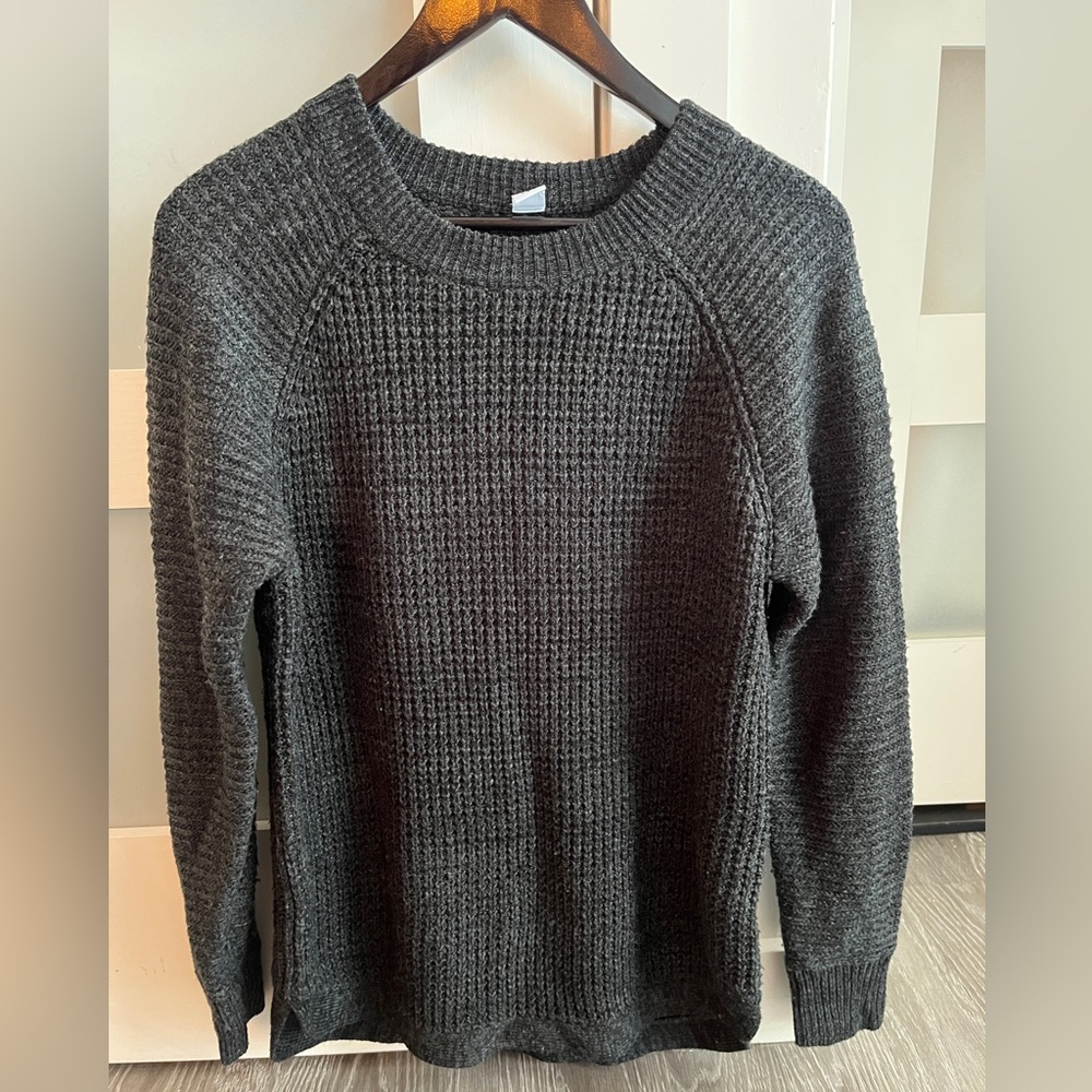 EUC Twik Simons Sweater